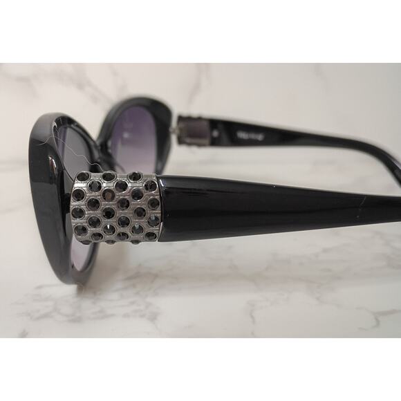 VERA WANG "Eudora" Black Womens Sunglasses - NEW - Picture 1 of 7
